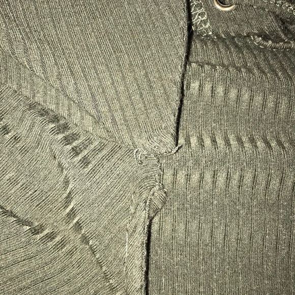 Navy Green tie up long sleeve - Picture 4 of 4